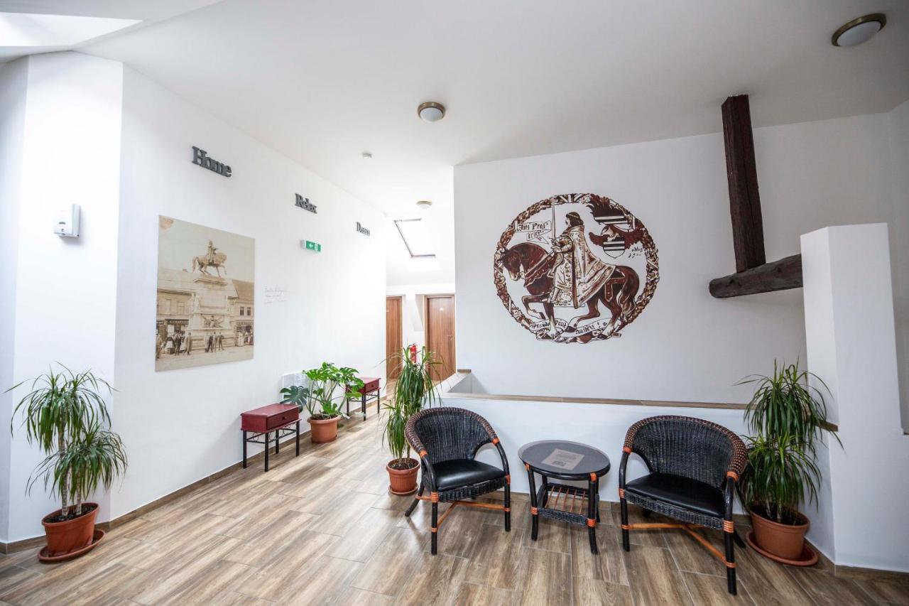 Penzion Královské lázně Poděbrady Esterno foto