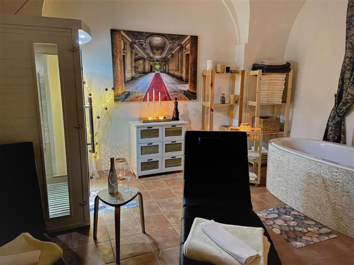 Penzion Královské lázně Poděbrady Esterno foto