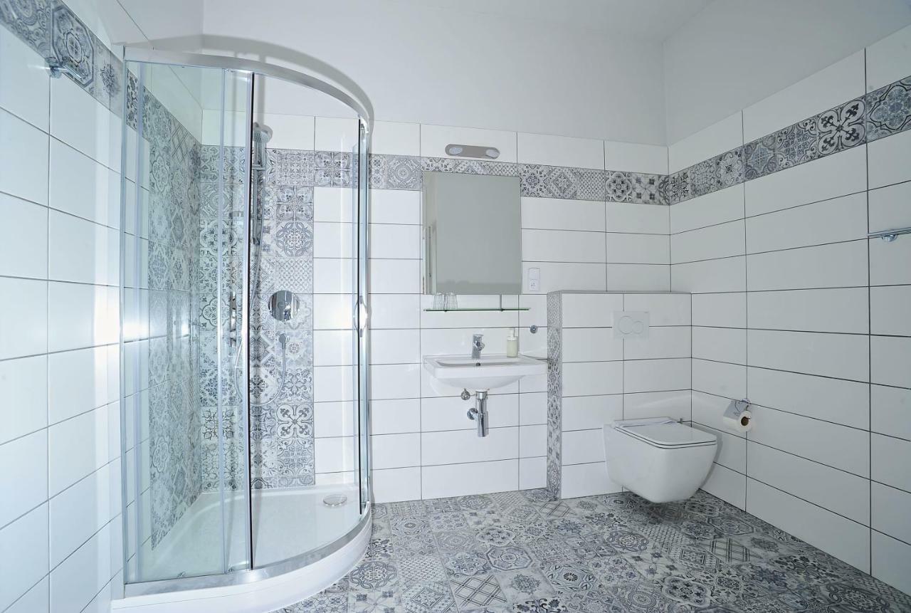 Penzion Královské lázně Poděbrady Esterno foto